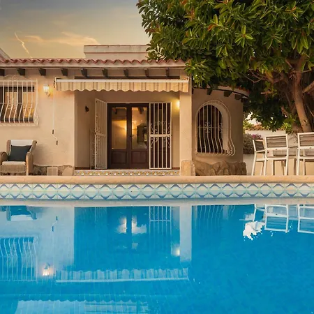 Luna By Abahana Calpe